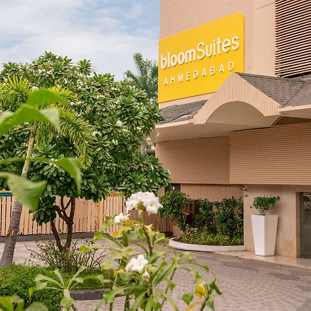 Bloomsuites L Ahmedabad-2