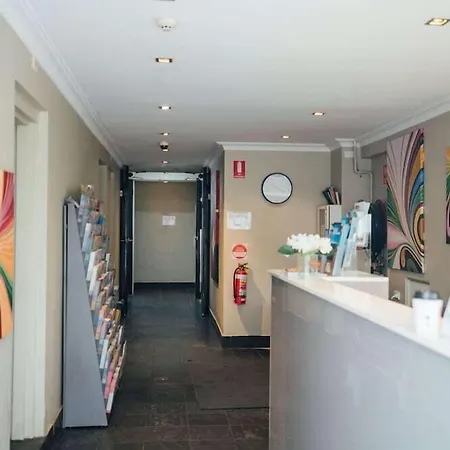Uno Hotel Sydney-3