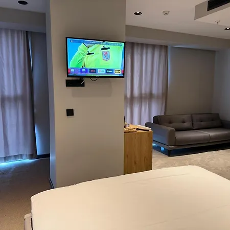Sherlock Homes Hotels-3