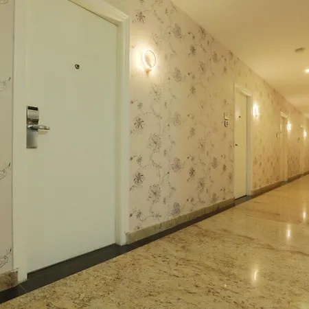 Premier Suites Business Hotel-2