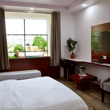 Meera Mahal-3