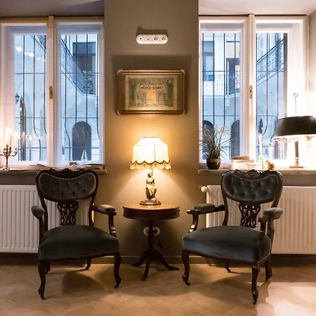 Metropolis Budapest Boutique Hotel-3