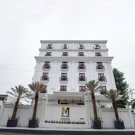 M2 Square By Monday Premium-2