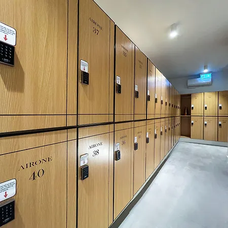 Airone Capsule Hotel-3