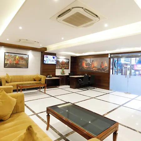Hotel Dolphin Grand-2