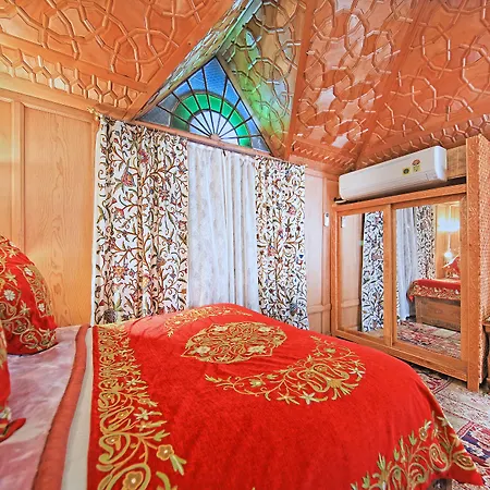 Kolu Group Of Houseboats-3