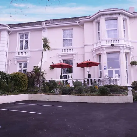 Fleurie Guest House-3