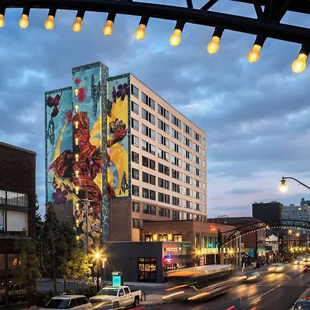 Graduate By Hilton Columbus-3