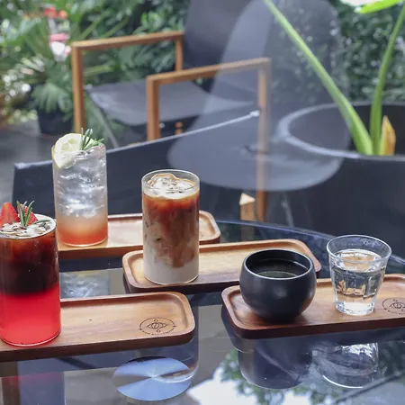 Seekers Finders Rama IV Hotel Surestay Collection By BW-3