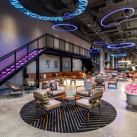 Moxy Bangkok Ratchaprasong-2