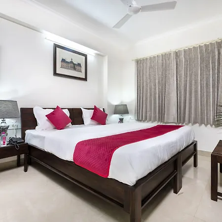 Palm Stay - Studios & Rooms-3