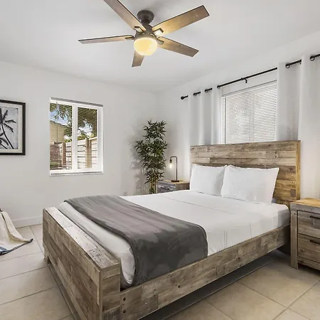 Alani Bay Premium Condos-3
