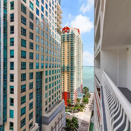 The Club At Brickell Bay Luxury Suites-2