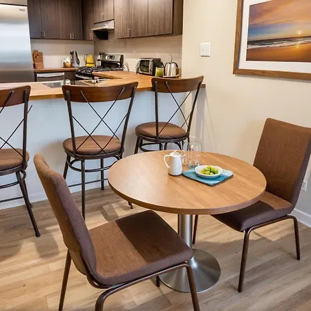 Modern Venice Beach Stay - Walk To Marina & Boardwalk-2