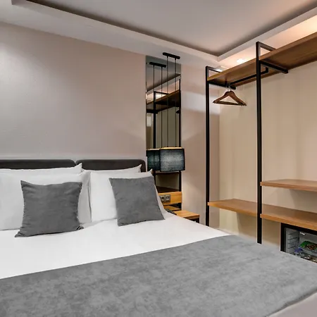 Depiero Hotel Karakoey-2
