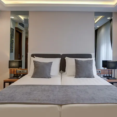 Depiero Hotel Karakoey-2