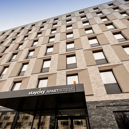 Staycity Aparthotels Frankfurt Airport-2