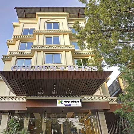Treebo Premium Golden Bliss Trimurti Nagar Square-2