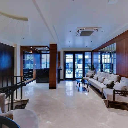 Quality Inn City Centre Varanasi-3