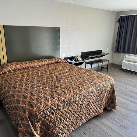 Nola Inn & Suites-2