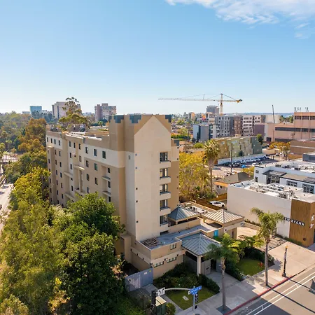 Uptown Inn - Limited Service Apart-Hotel-2