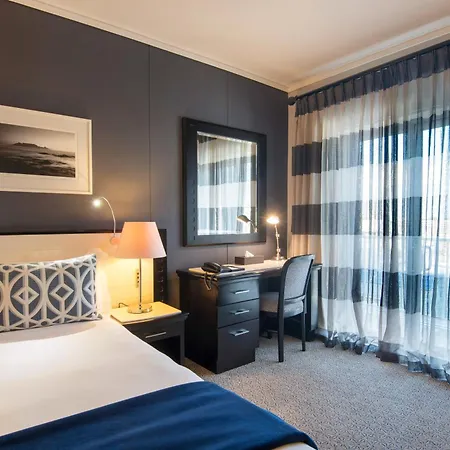 The Commodore Hotel-3