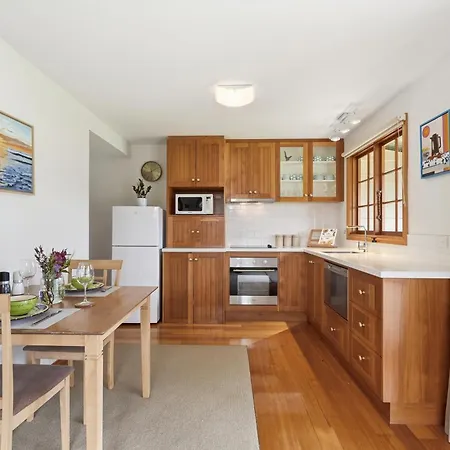 Otago Cottage-2