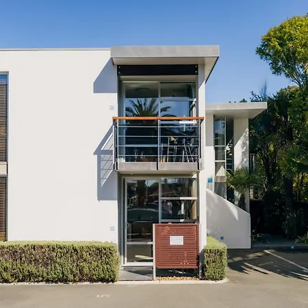 Sumner Bay Motel-2