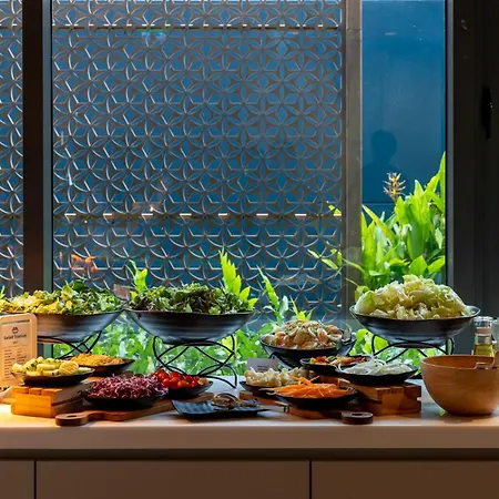 Holiday Inn Express Bangkok Soi Soonvijai By Ihg-2