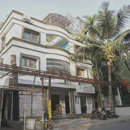Townhouse The Upper Room Near Pune Airport-3