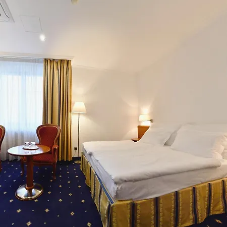 Hotel Coronet-3