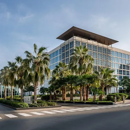 Yas Plaza Circuit By Ihg-2