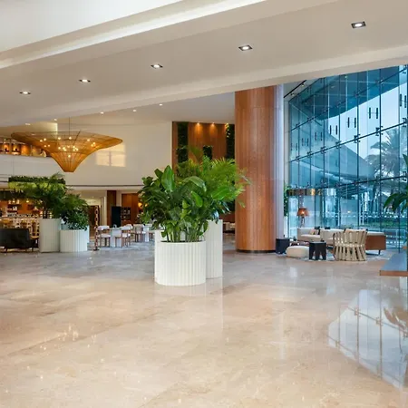 Yas Plaza Mangroves By Ihg-3