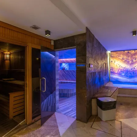 Tulip City Hotel & Spa-2