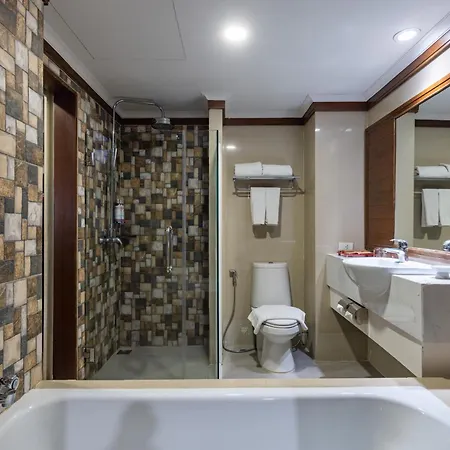 Movenpick Suriwongse Hotel Chiang Mai-2