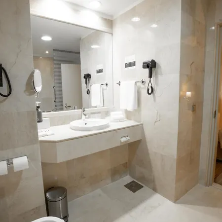 Holiday Inn Riyadh Olaya By Ihg-2