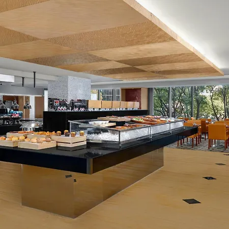Courtyard By Marriott Shanghai Central-2