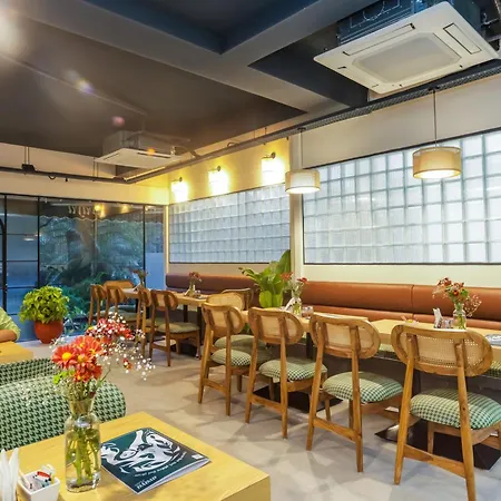 Amber Inn By Orion Hotels-3