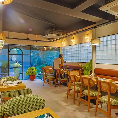 Amber Inn By Orion Hotels-2
