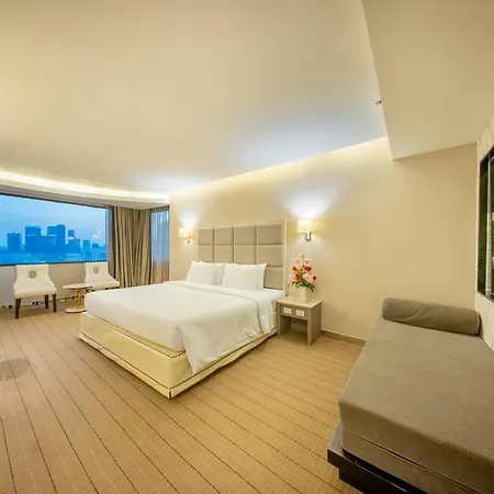 Royal Benja Hotel - Big Rooms, Family Friendly-3