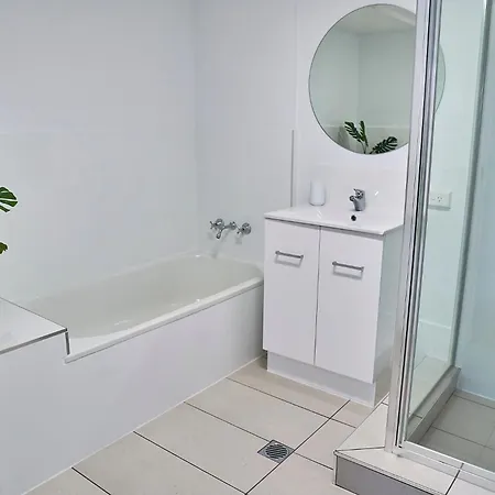 Bayview Beach Holiday Apartments-2