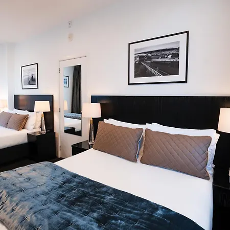 Gilmer Apartment Hotel-3