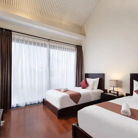 18 Suite Villa Kuta-2