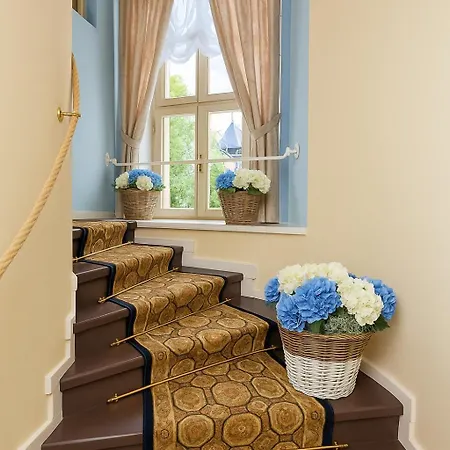 Cathedral Prague Apartments-3