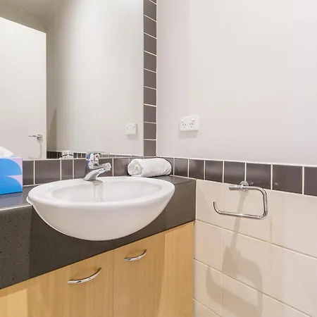 Punthill Apartment Hotel - Flinders Lane-3