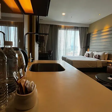 Ramada Suites By Wyndham Kuala Lumpur City Centre-3