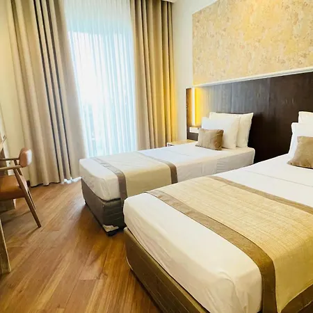 Skyloft Kandy-2