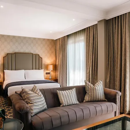 Pivot Hotel Montecasino-3