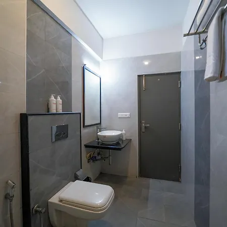 Open Hotel By Olive - A1 Suites-3