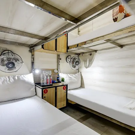 Hotel New Frontier, City Centre - Walk In Chandni Chowk & Old Delhi Station-2